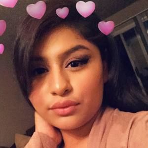 Meet your Posher, Abigail